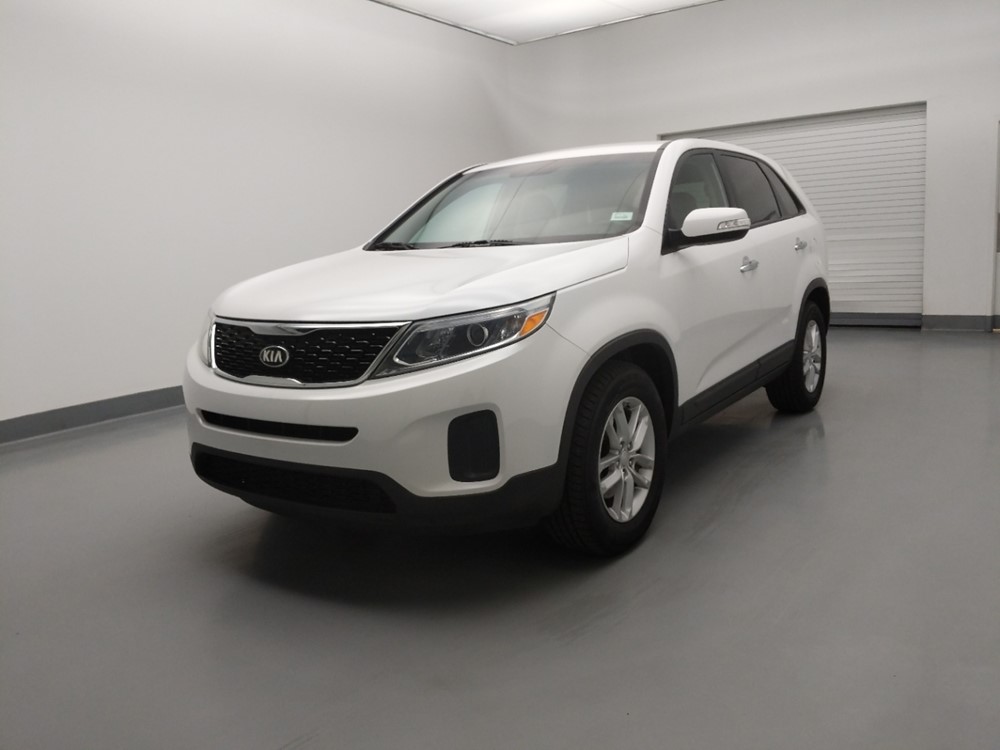 Used 2015 Kia Sorento Driver Front Bumper