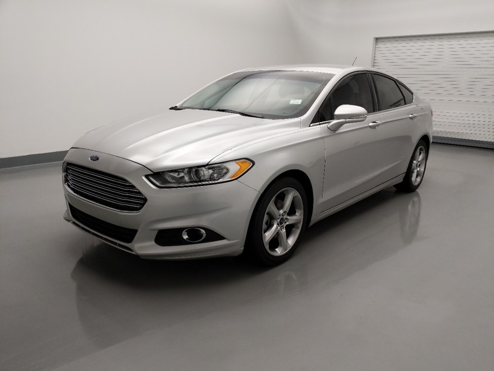 Used 2016 Ford Fusion Driver Front Bumper