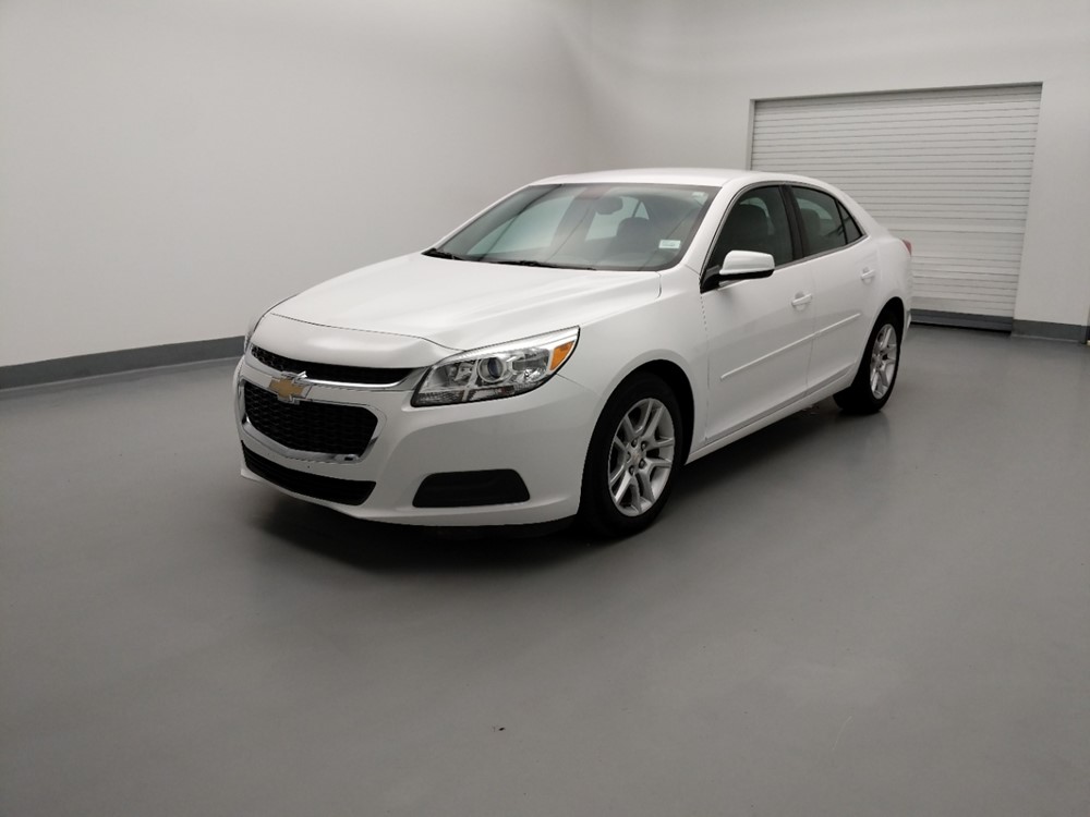 Used 2016 Chevrolet Malibu Driver Front Bumper
