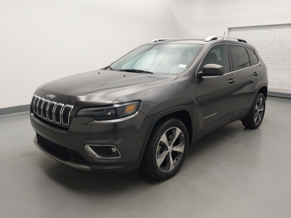 Used 2019 Jeep Cherokee Driver Front Bumper
