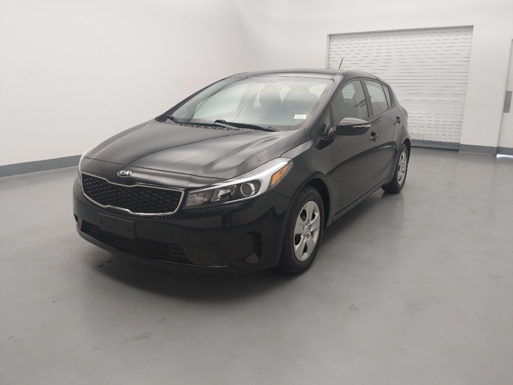 Used 2017 Kia Forte5 Driver Front Bumper