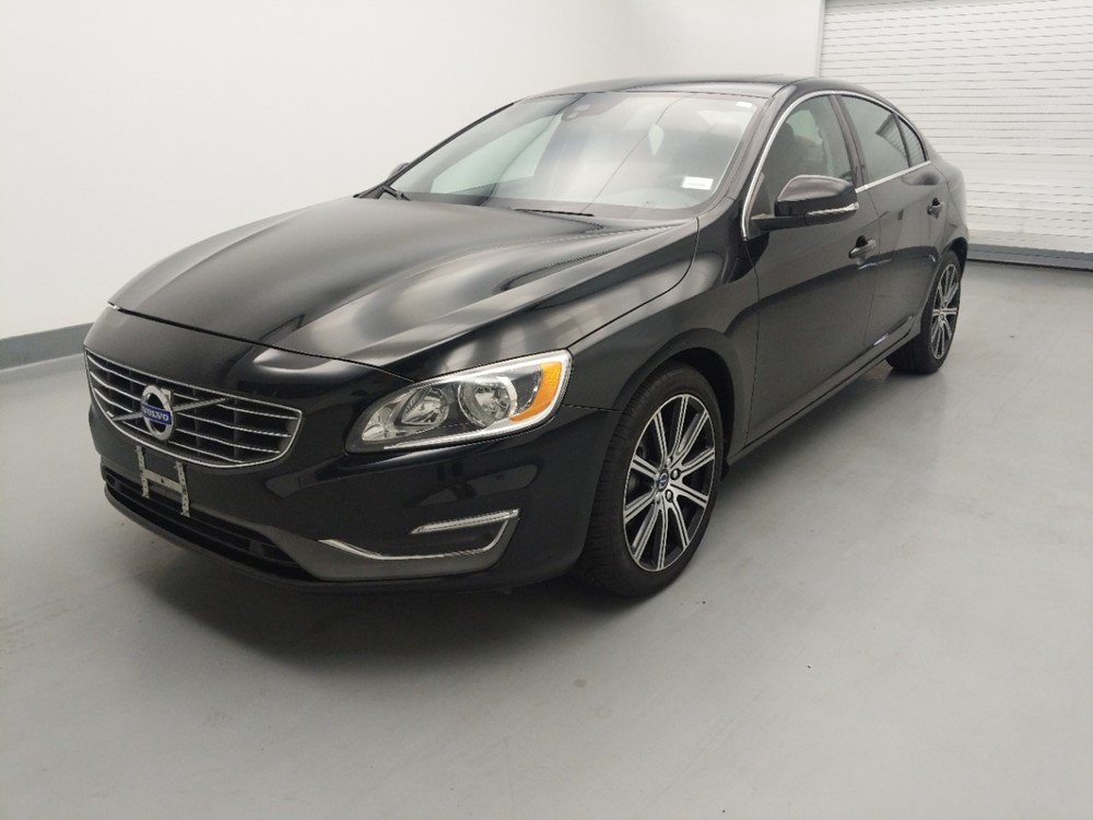 Used 2017 Volvo S60 Driver Front Bumper