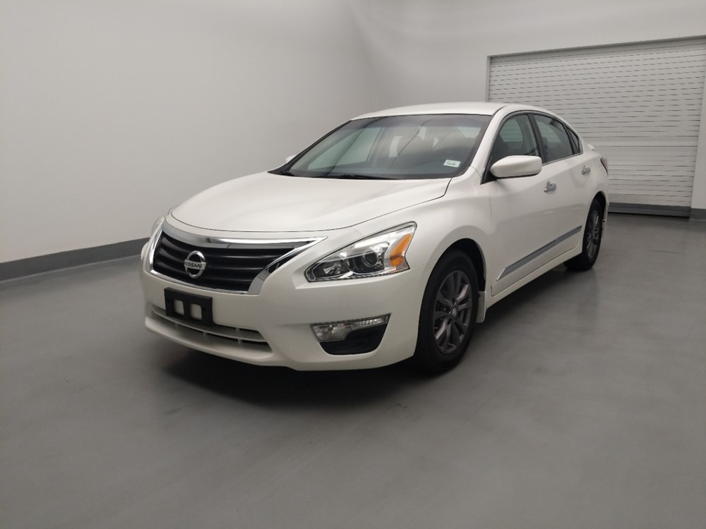 Used 2015 Nissan Altima Driver Front Bumper
