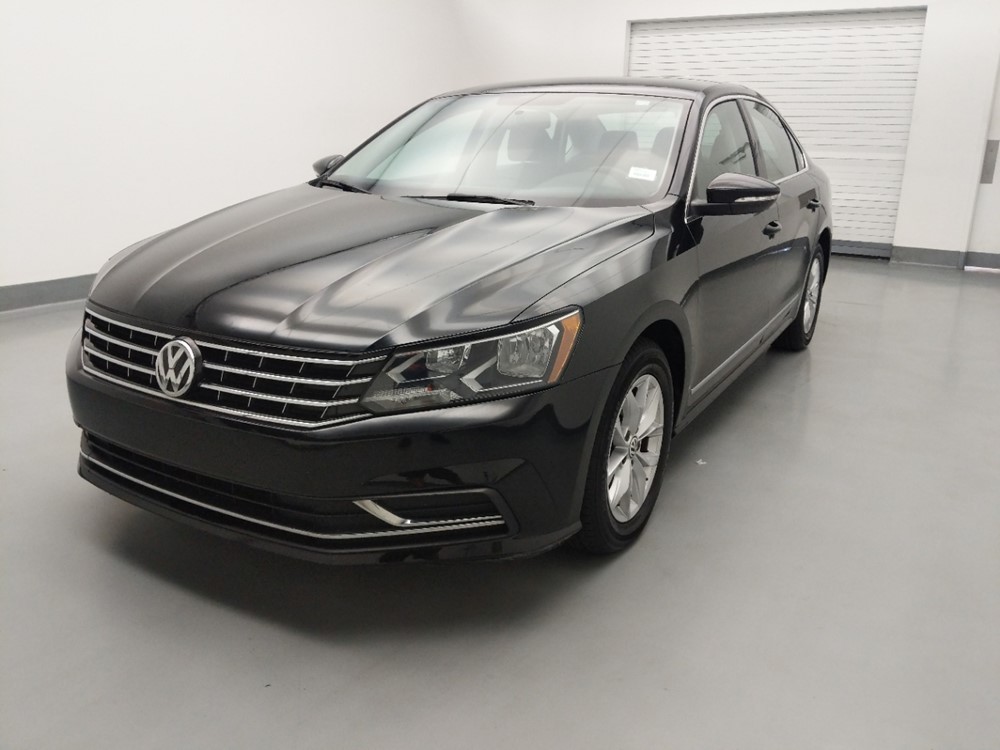 Used 2016 Volkswagen Passat Driver Front Bumper