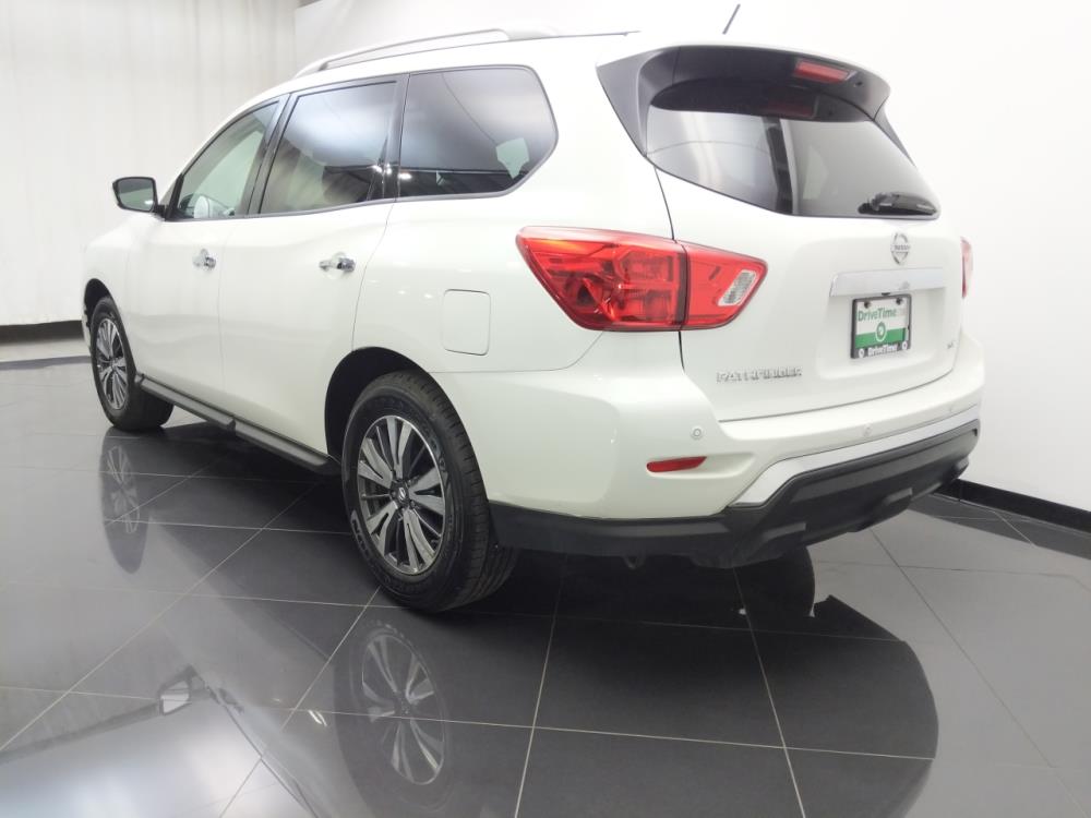 2017 Nissan Pathfinder - Driver Rear Side