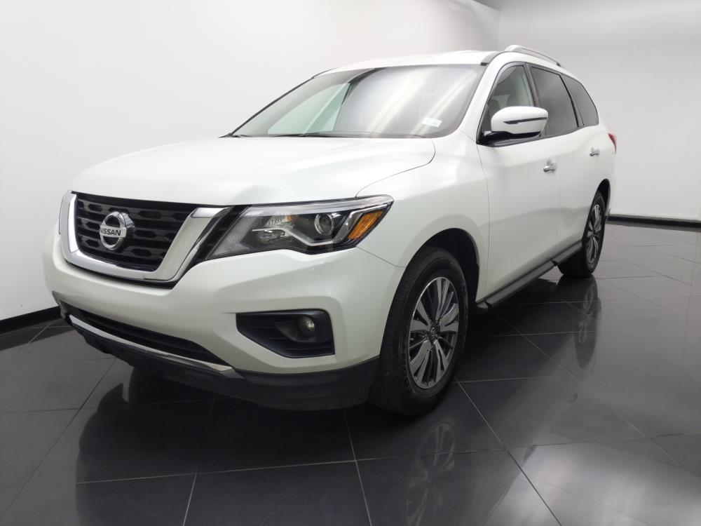 2017 Nissan Pathfinder - Driver Front Bumper