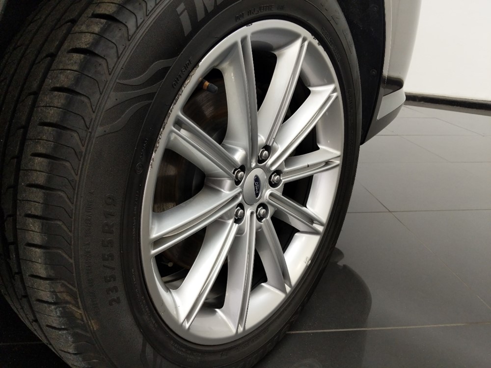 2017 Ford Flex - Wheel