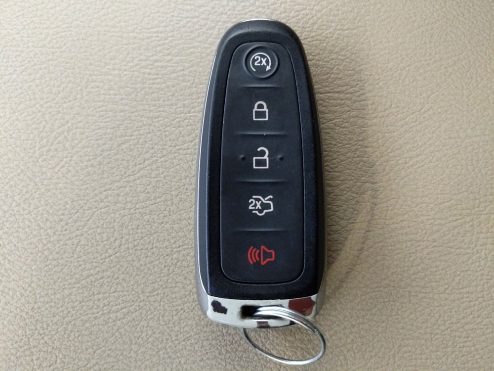 2017 Ford Flex - Keys