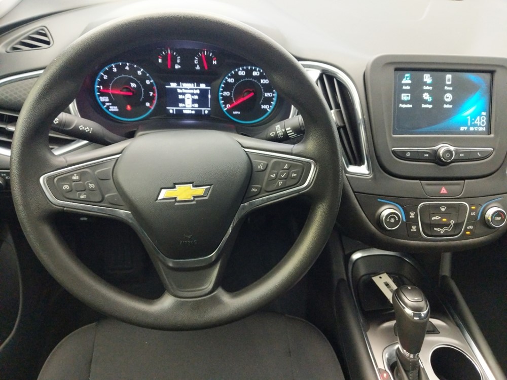 2017 Chevrolet Malibu - Driver Dash