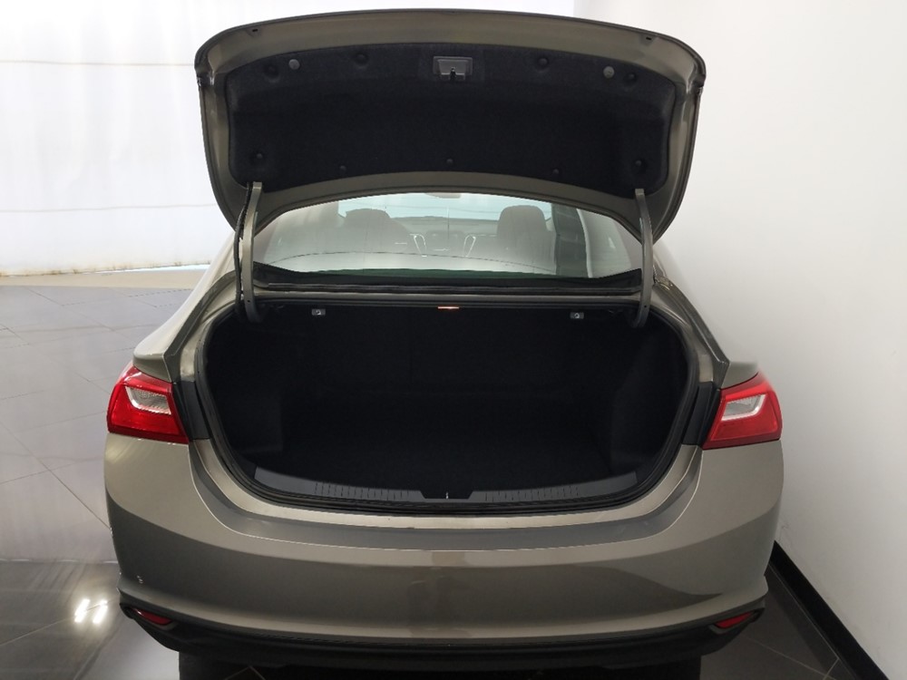 2017 Chevrolet Malibu - Trunk