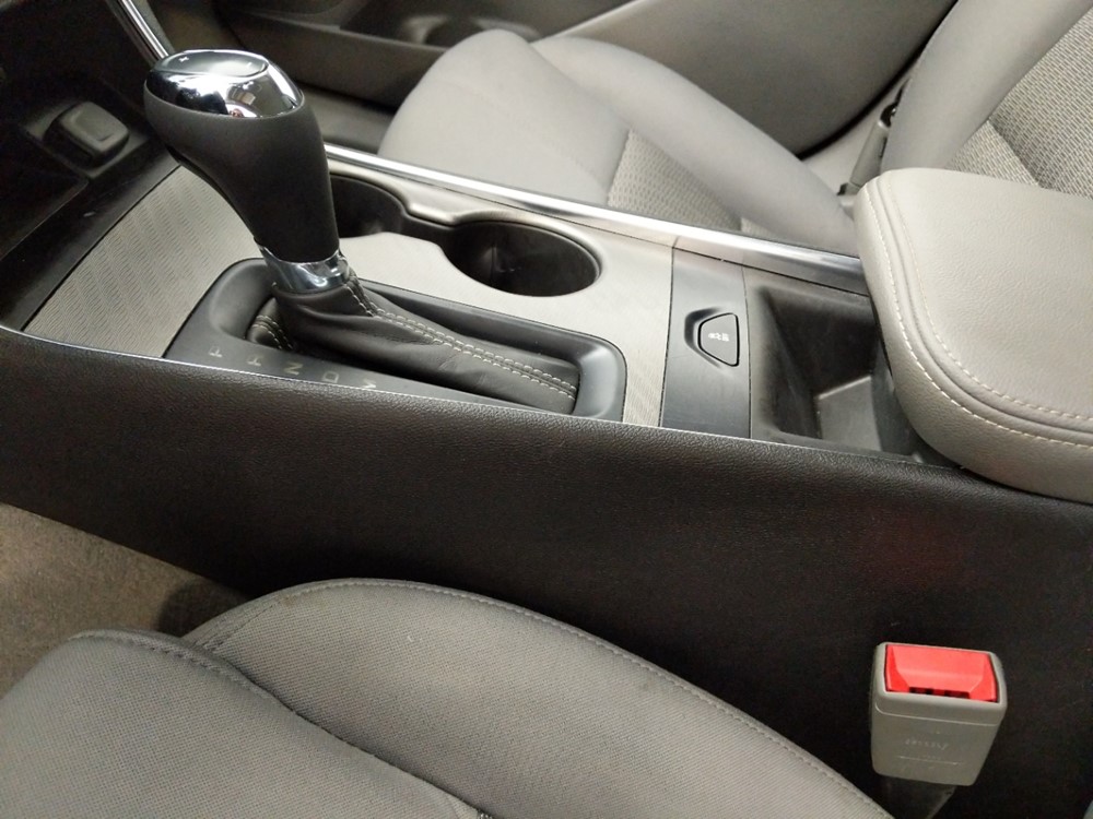 2017 Chevrolet Impala - Center Console/Cup Holders