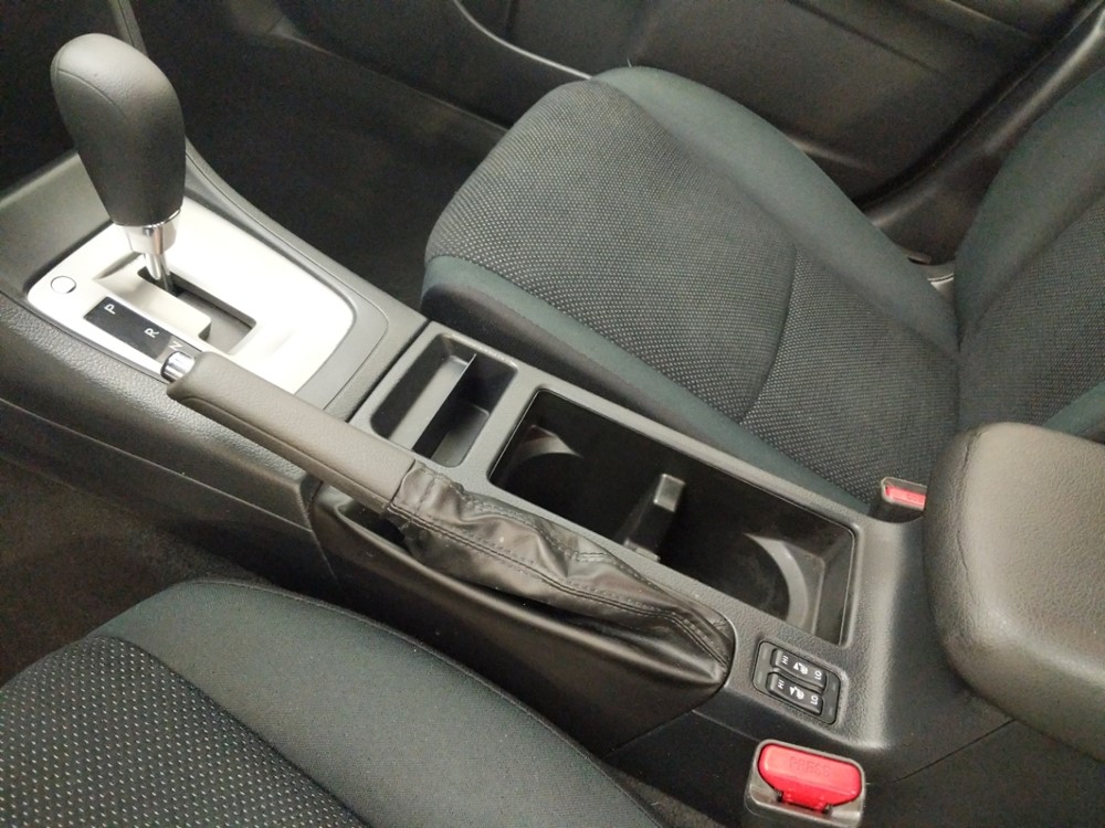 2016 Subaru Impreza - Center Console/Cup Holders