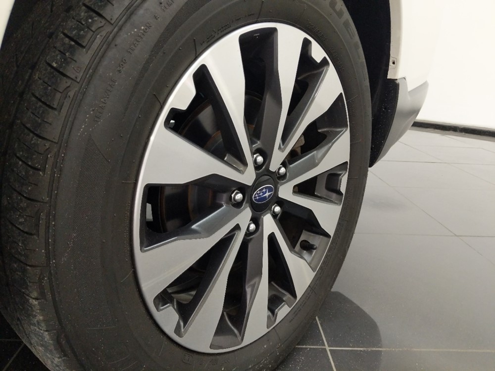 2016 Subaru Outback - Wheel