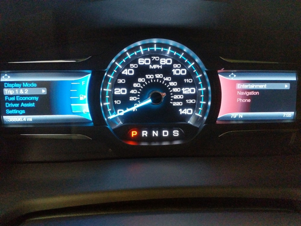 2015 Ford Flex - Odometer Close Up