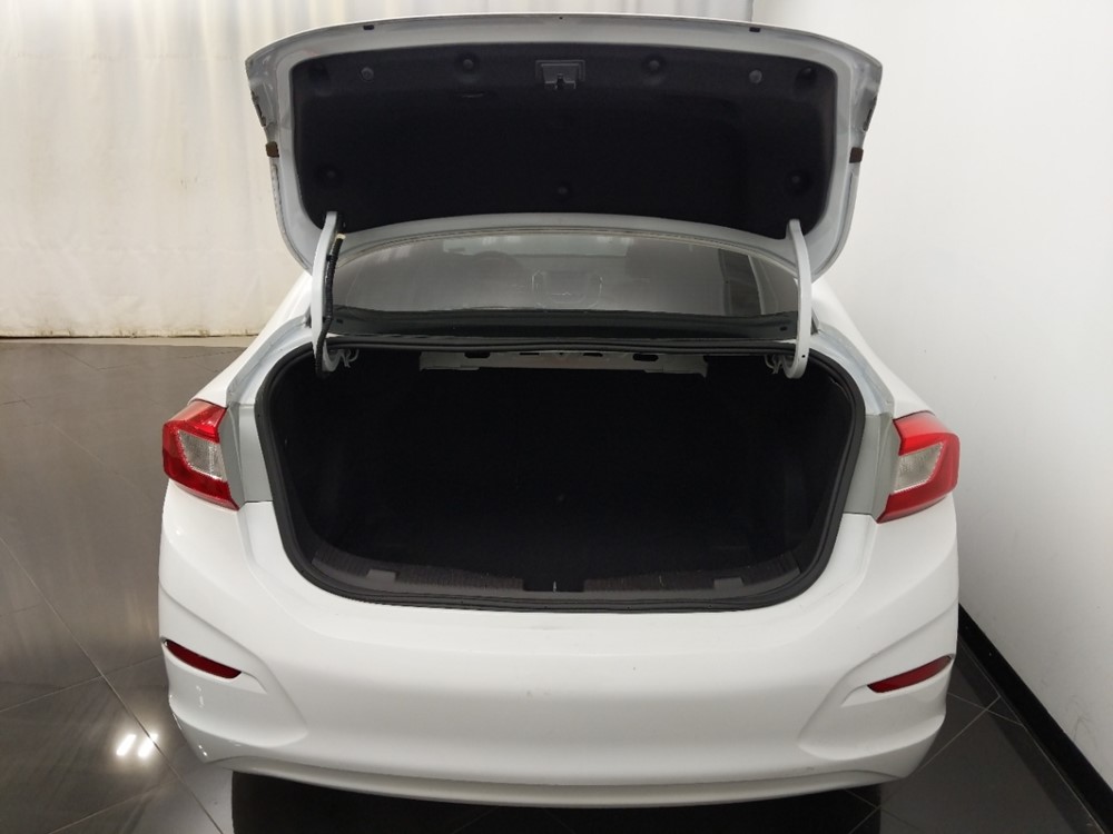 2017 Chevrolet Cruze - Trunk