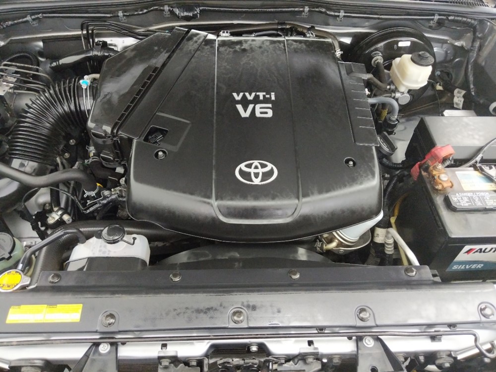 2015 Toyota Tacoma - Engine
