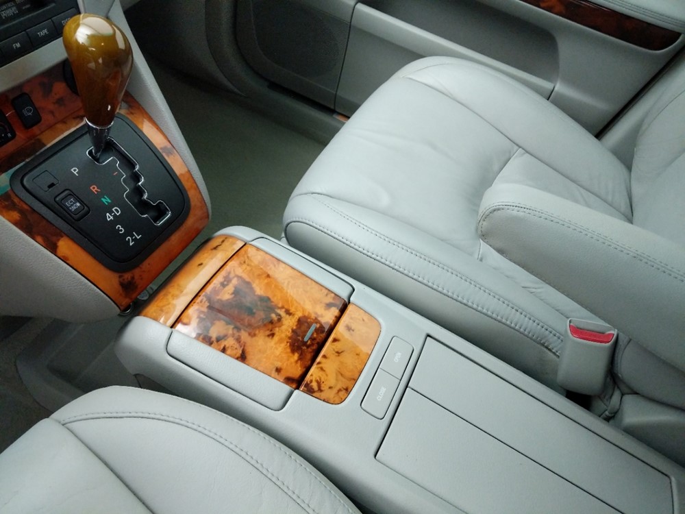 2009 Lexus RX 350 - Center Console/Cup Holders
