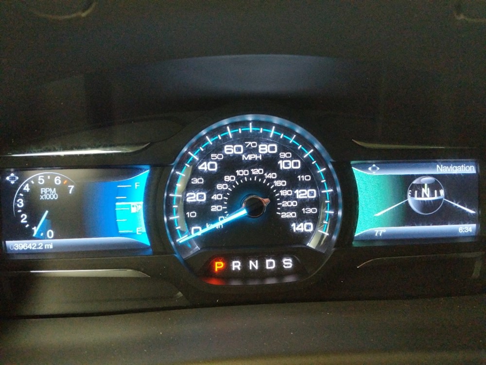 2015 Ford Flex - Odometer Close Up