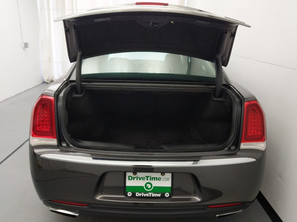2016 Chrysler 300 - Trunk