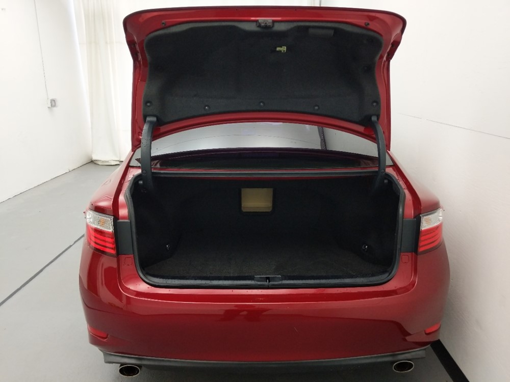 2015 Lexus ES 350 - Trunk