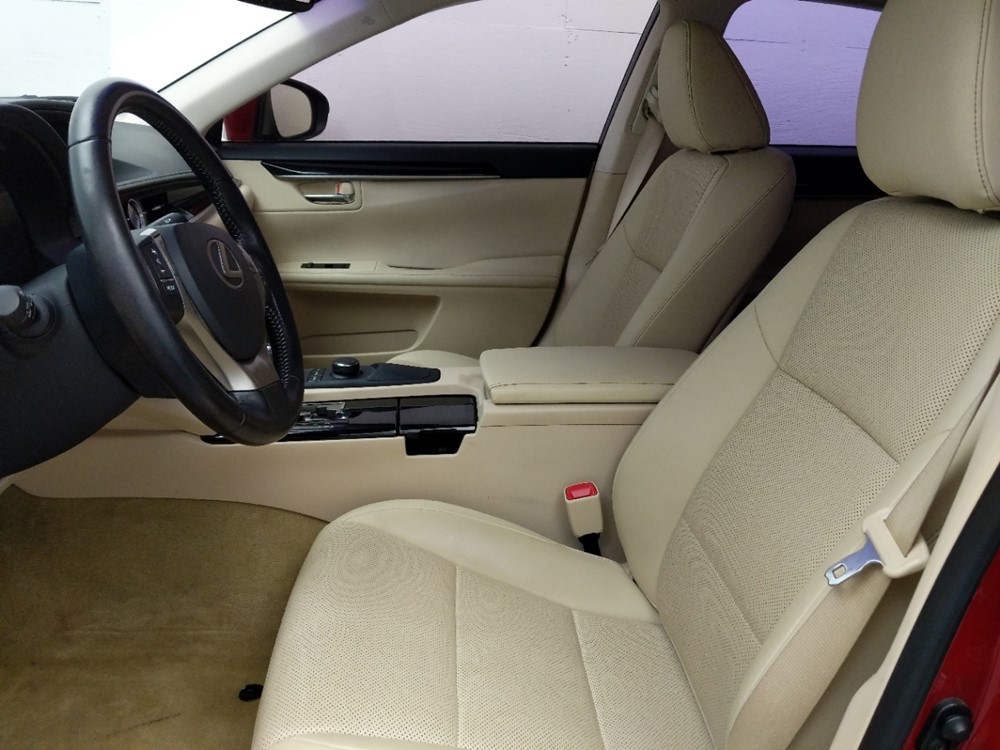 2015 Lexus ES 350 - Driver Front Seat