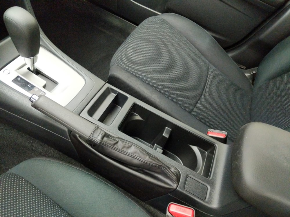 2016 Subaru Impreza - Center Console/Cup Holders