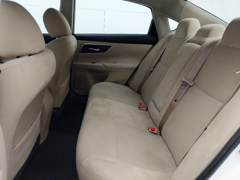 2015 Nissan Altima - Driver Rear Seat