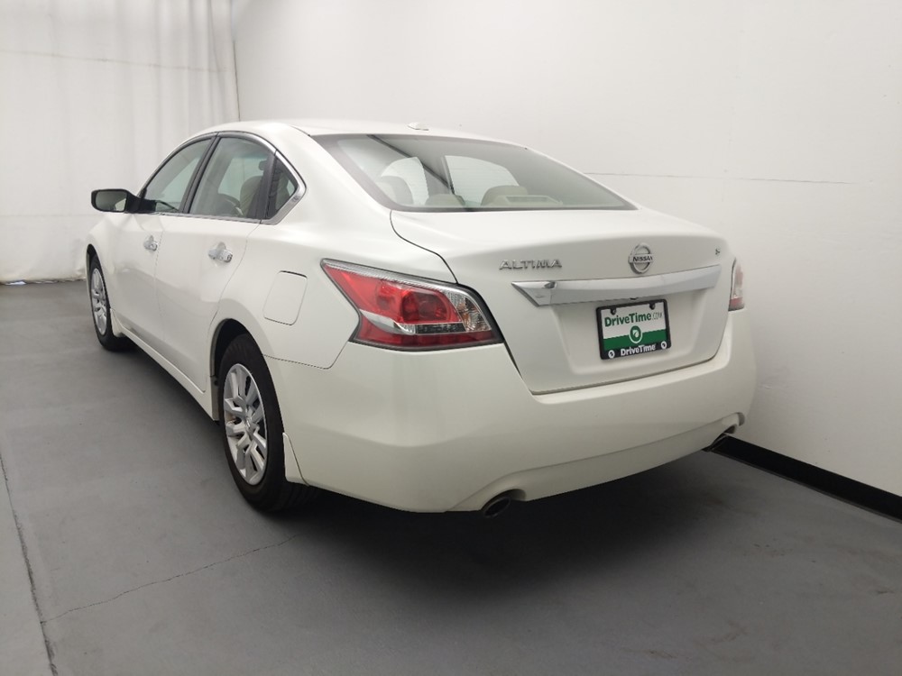 2015 Nissan Altima - Driver Rear Trunk