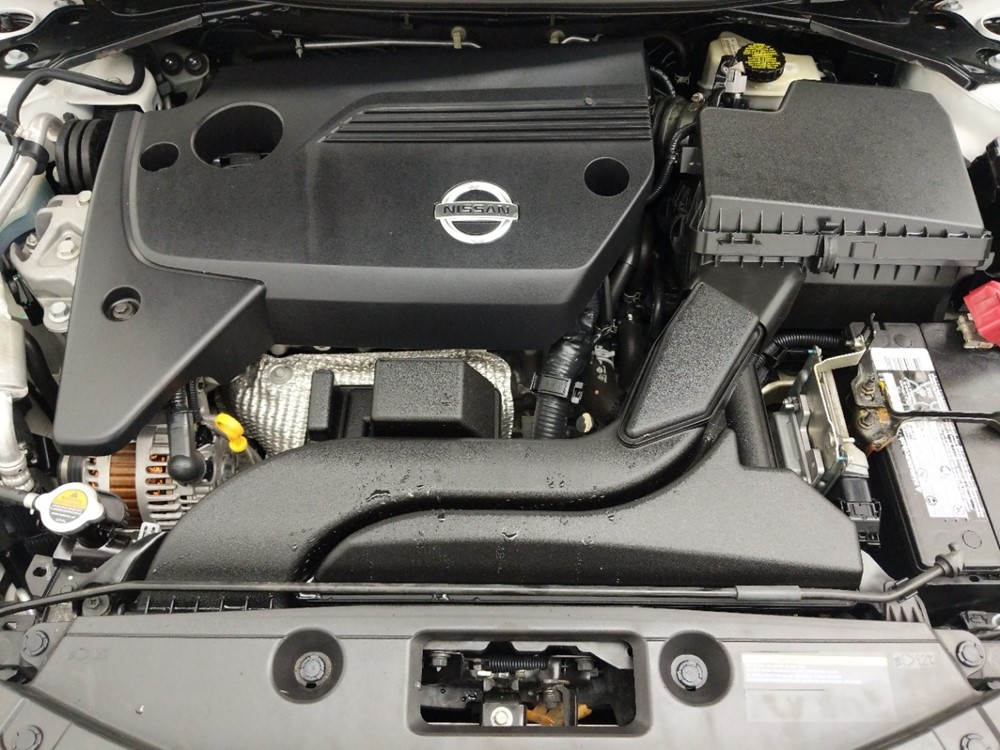 2015 Nissan Altima - Engine