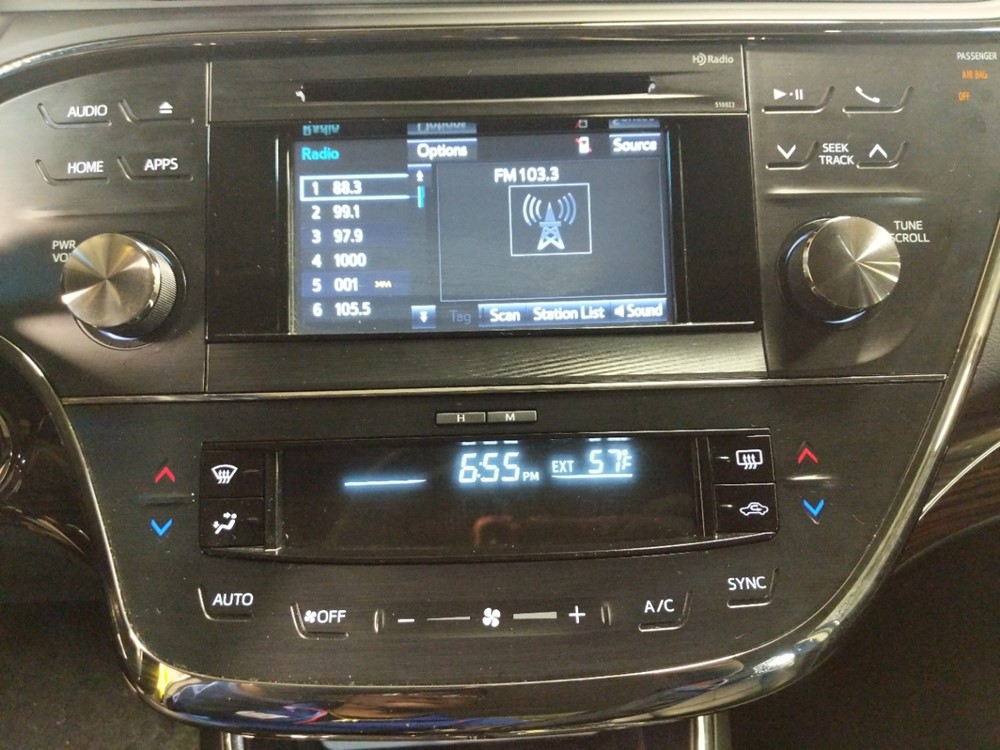 2015 Toyota Avalon - Stereo Package