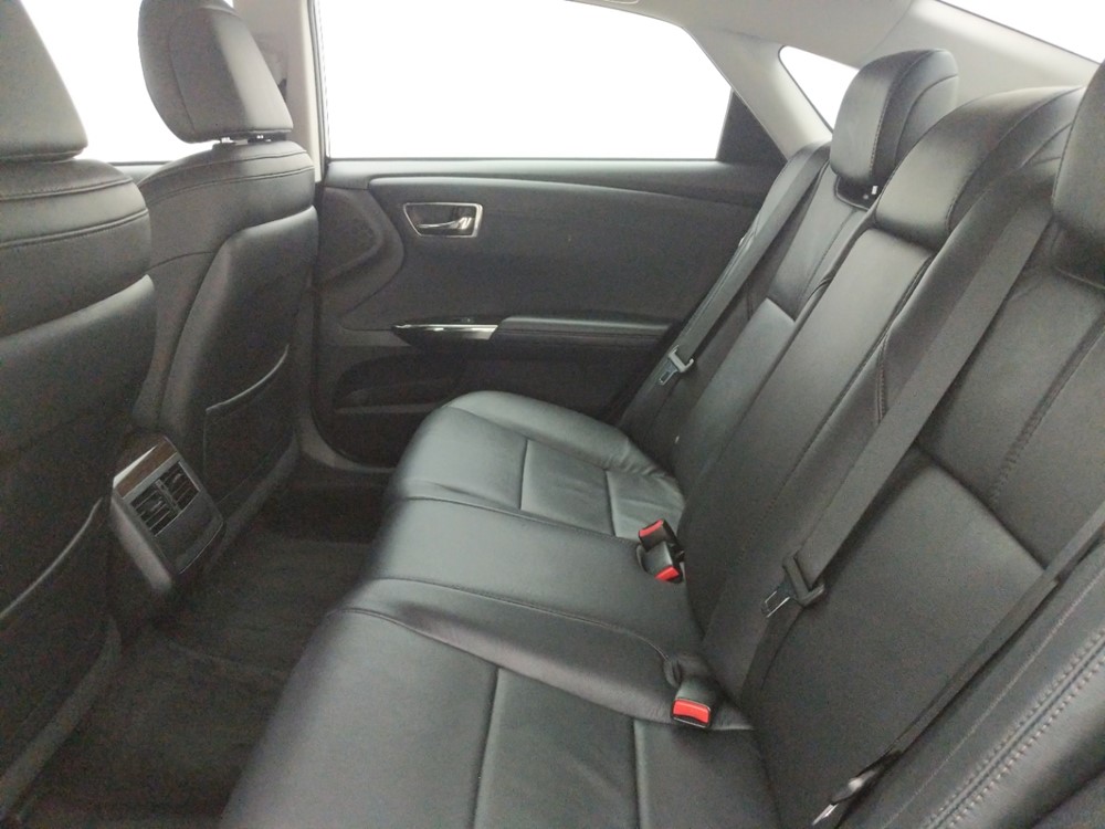 2015 Toyota Avalon - Driver Rear Seat