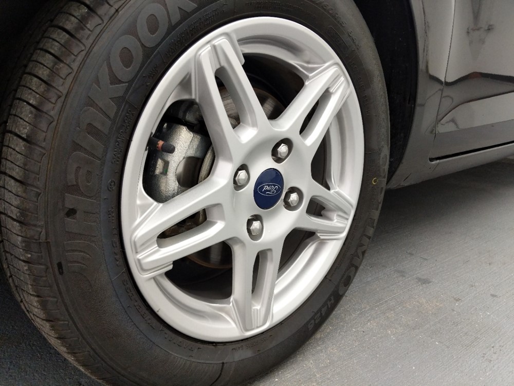 2017 Ford Fiesta - Wheel
