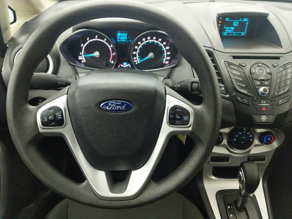 2017 Ford Fiesta - Driver Dash