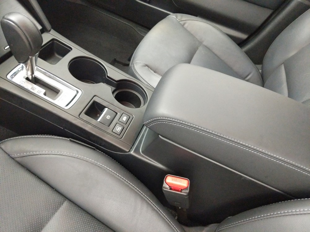 2016 Subaru Outback - Center Console/Cup Holders