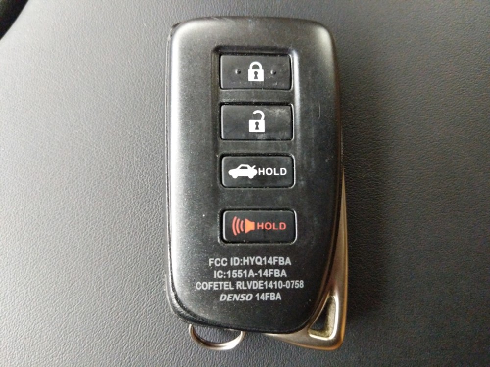 2016 Lexus IS 200t - Keys