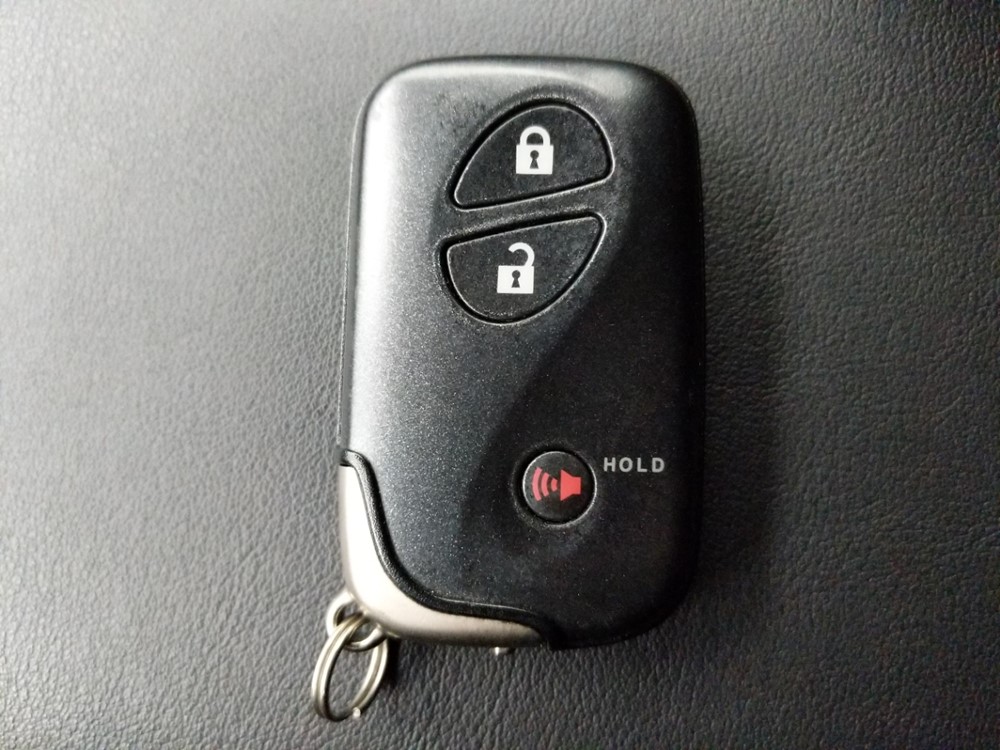 2012 Lexus CT 200h - Keys
