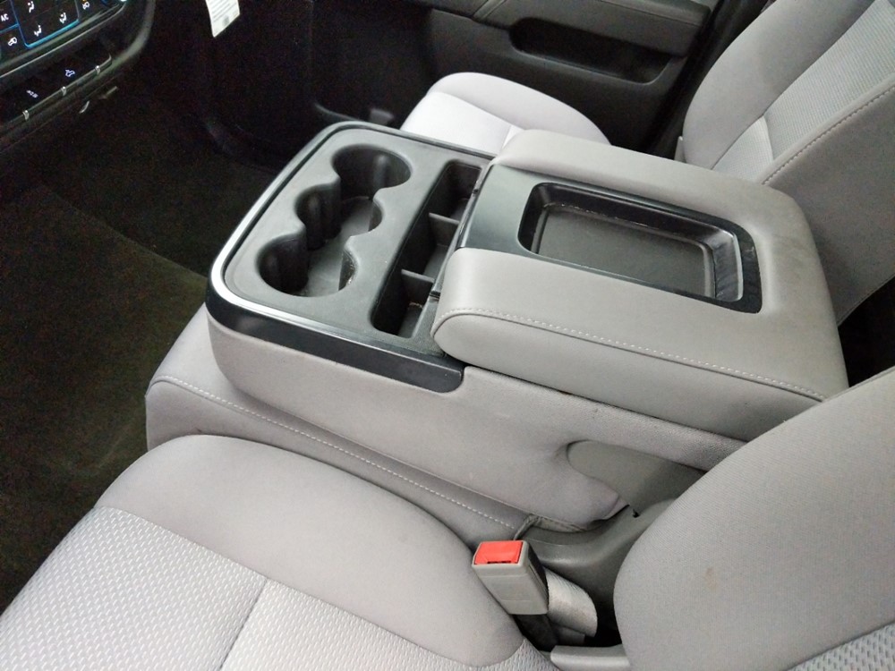 2016 Chevrolet Silverado 1500 - Center Console/Cup Holders