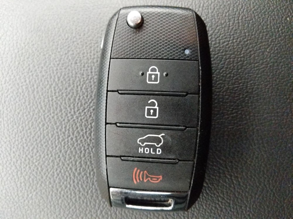 2016 Kia Soul - Keys