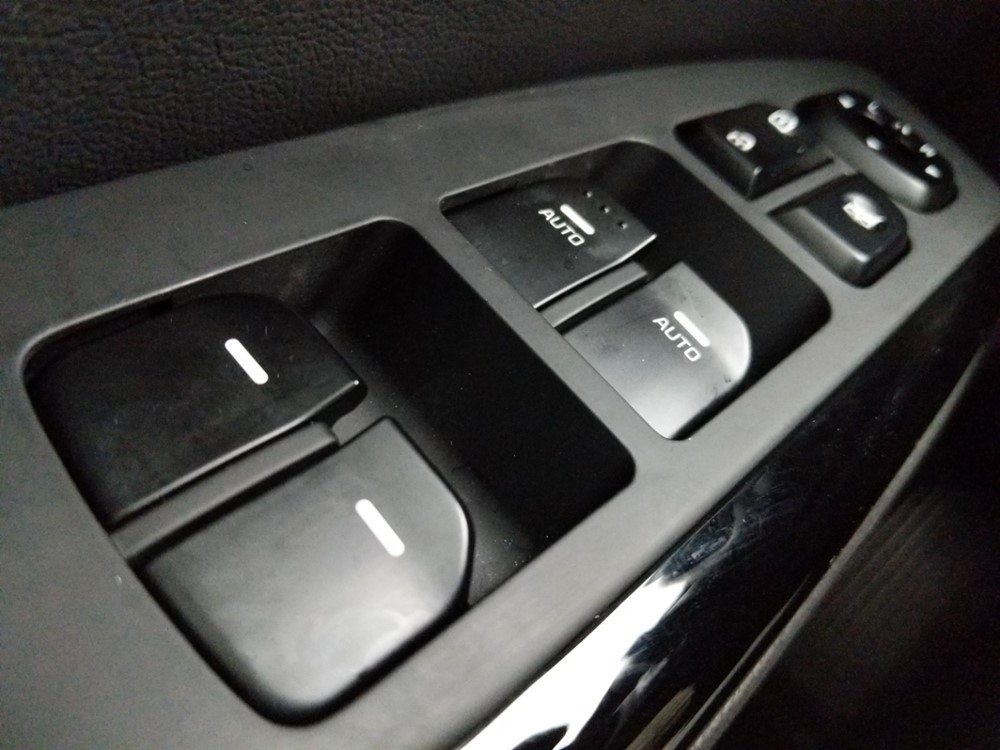 2016 Kia Soul - Driver Power Windows/Lock Control