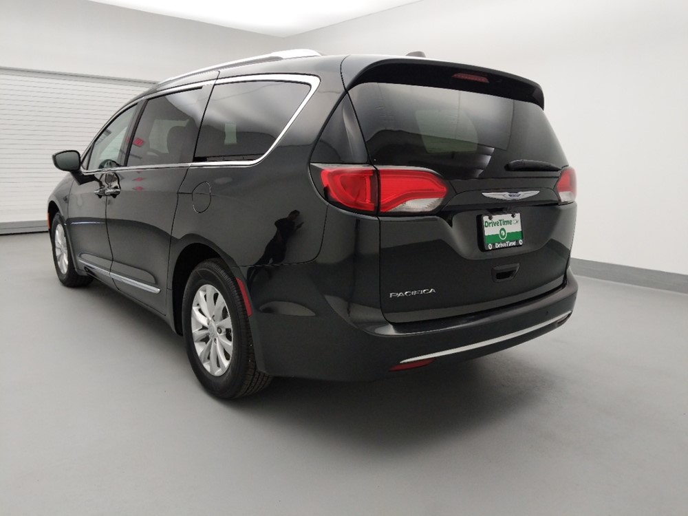2018 Chrysler Pacifica - Driver Rear Bumper