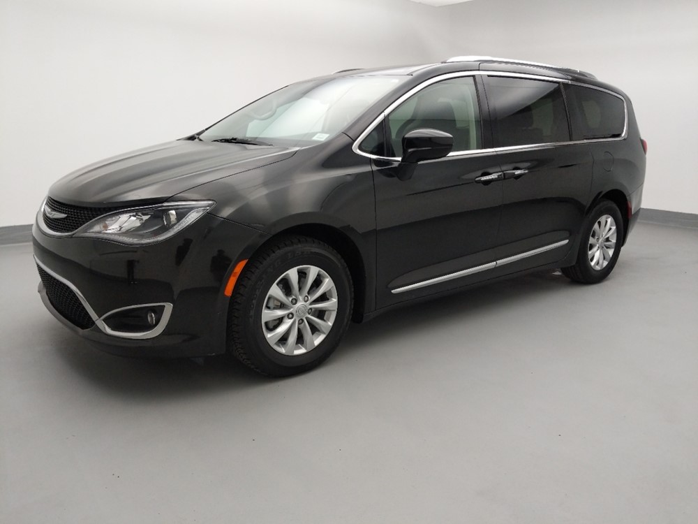 2018 Chrysler Pacifica - Driver Front Side