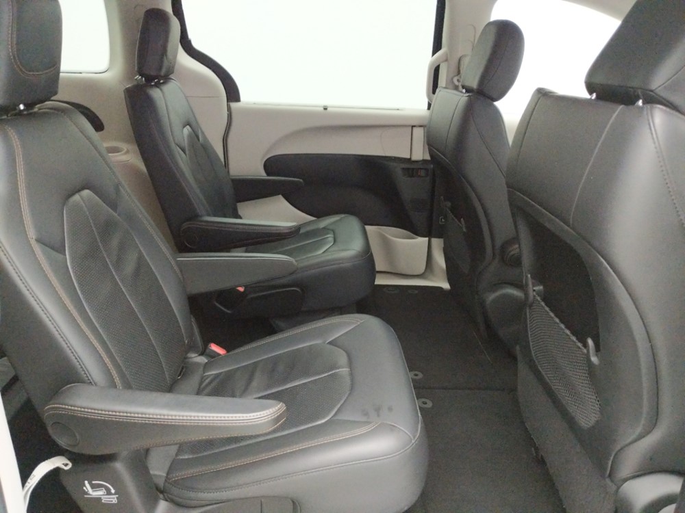 2018 Chrysler Pacifica - Passenger Rear Seat