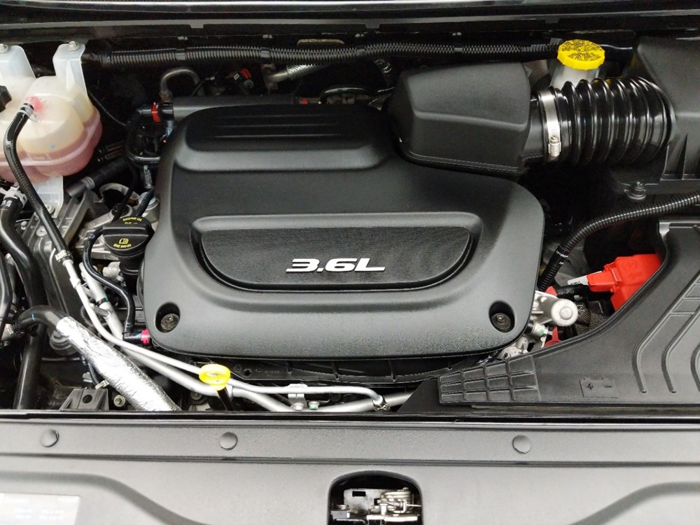 2018 Chrysler Pacifica - Engine