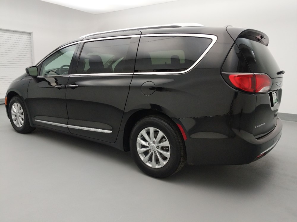 2018 Chrysler Pacifica - Driver Rear Side