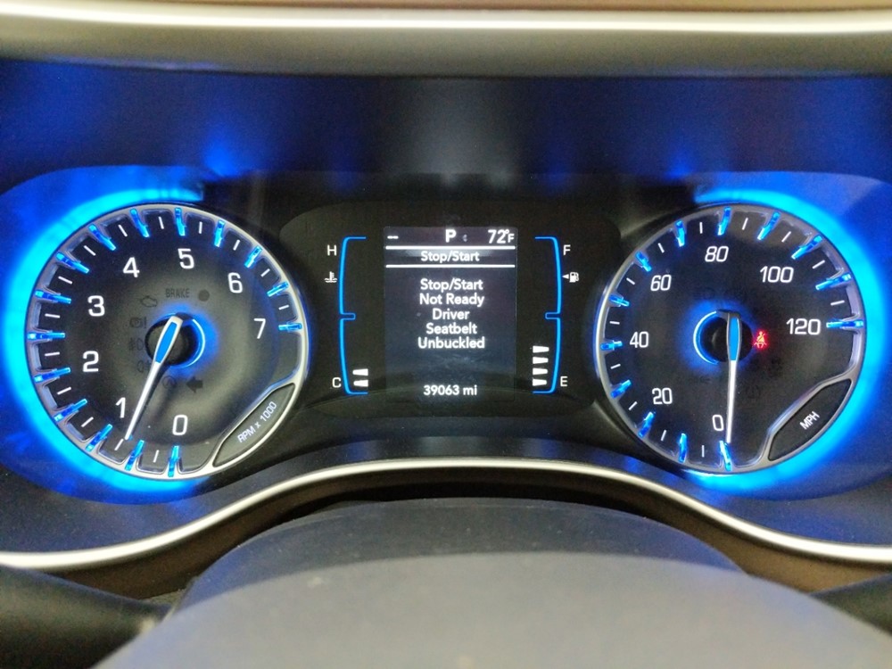 2018 Chrysler Pacifica - Odometer Close Up