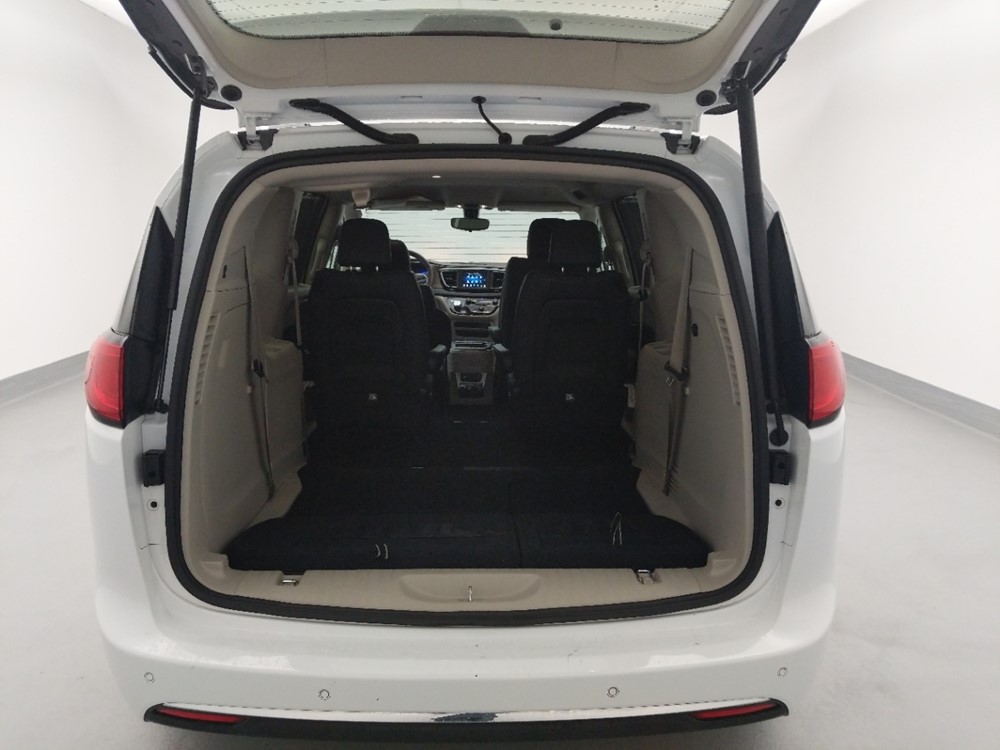 2018 Chrysler Pacifica - Trunk