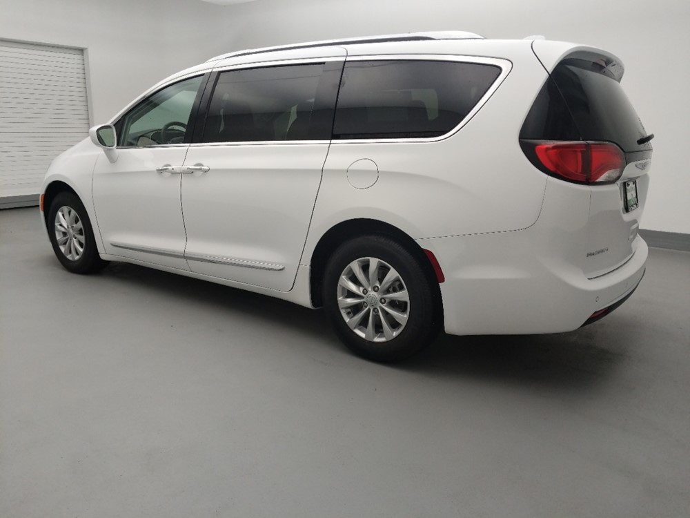 2018 Chrysler Pacifica - Driver Rear Side