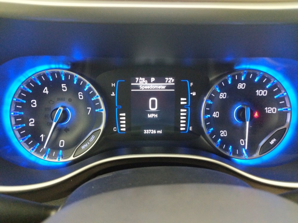 2018 Chrysler Pacifica - Odometer Close Up