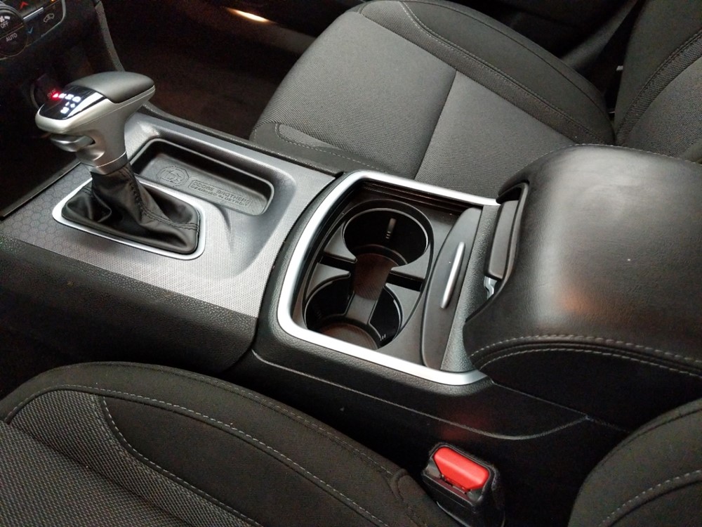 2018 Dodge Charger - Center Console/Cup Holders