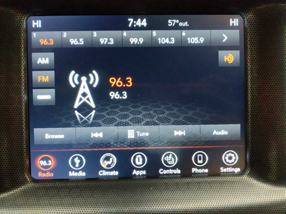 2018 Dodge Charger - Stereo Package